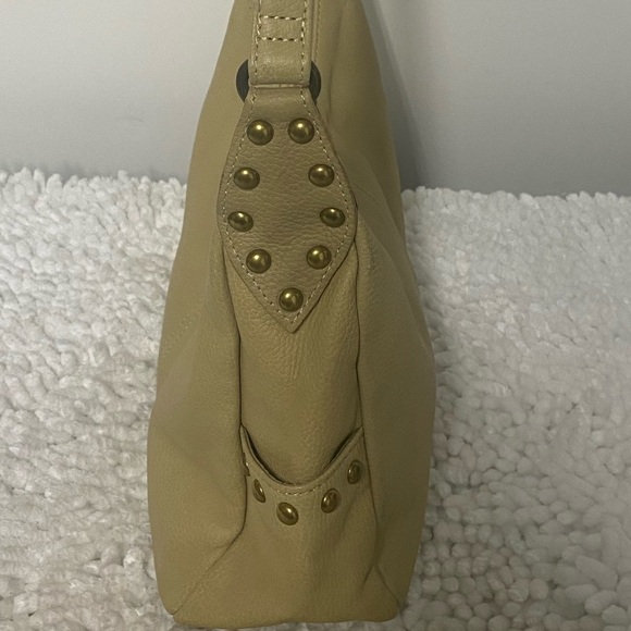 Wilson’s Leather Shoulder Bag, Buttery Tan with Gold Studs - Picture 8 of 9